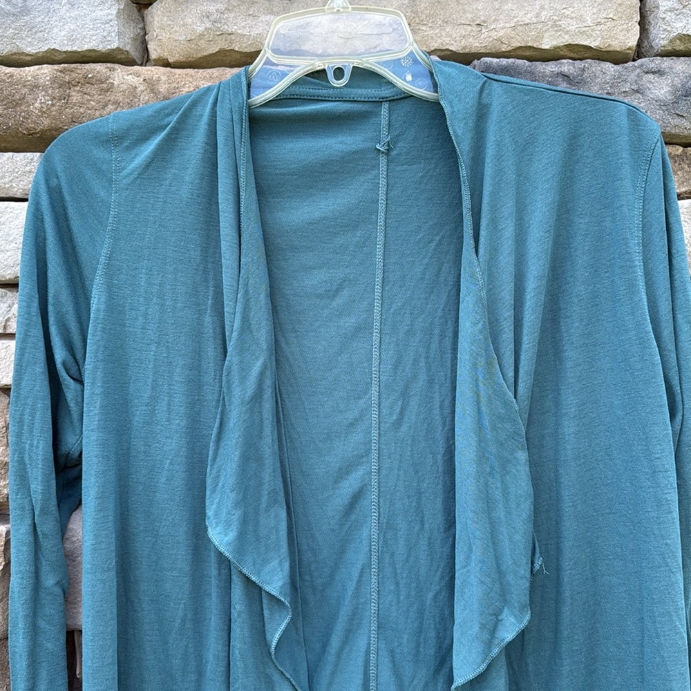 S Wear Set - Picture 5 of 7
